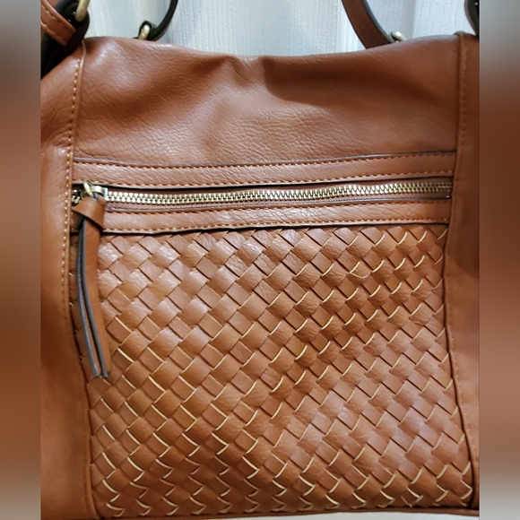 Malibu Skye Satchel with crossbody strap in caramel - Picture 6 of 13